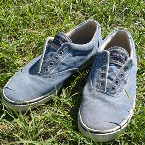 Sperry Men's Light Blue Canvas Sneakers